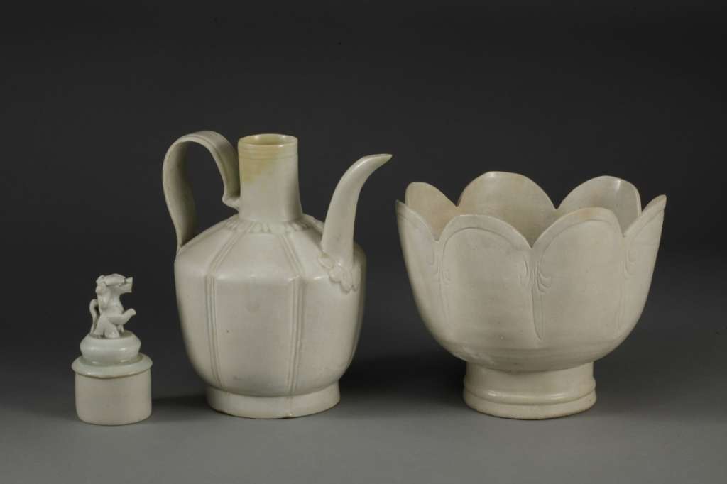 北宋青白瓷注碗一副